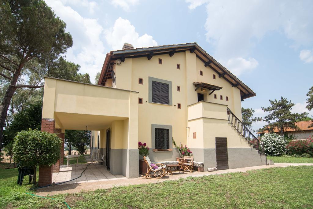 Villa Degli Oleandri Bnb Рим Екстериор снимка