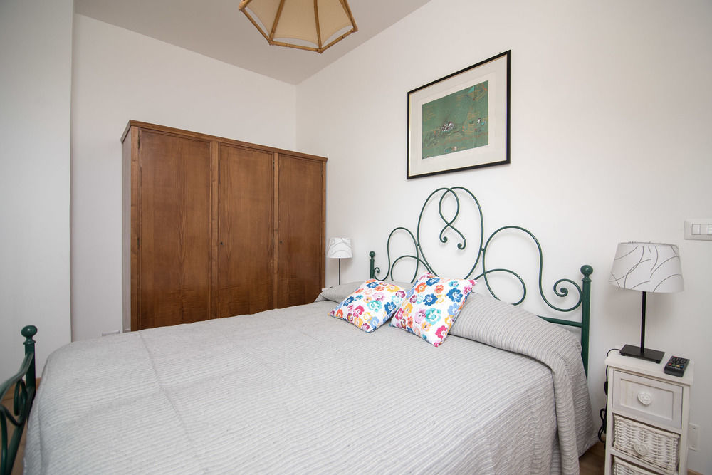 Villa Degli Oleandri Bnb Рим Екстериор снимка